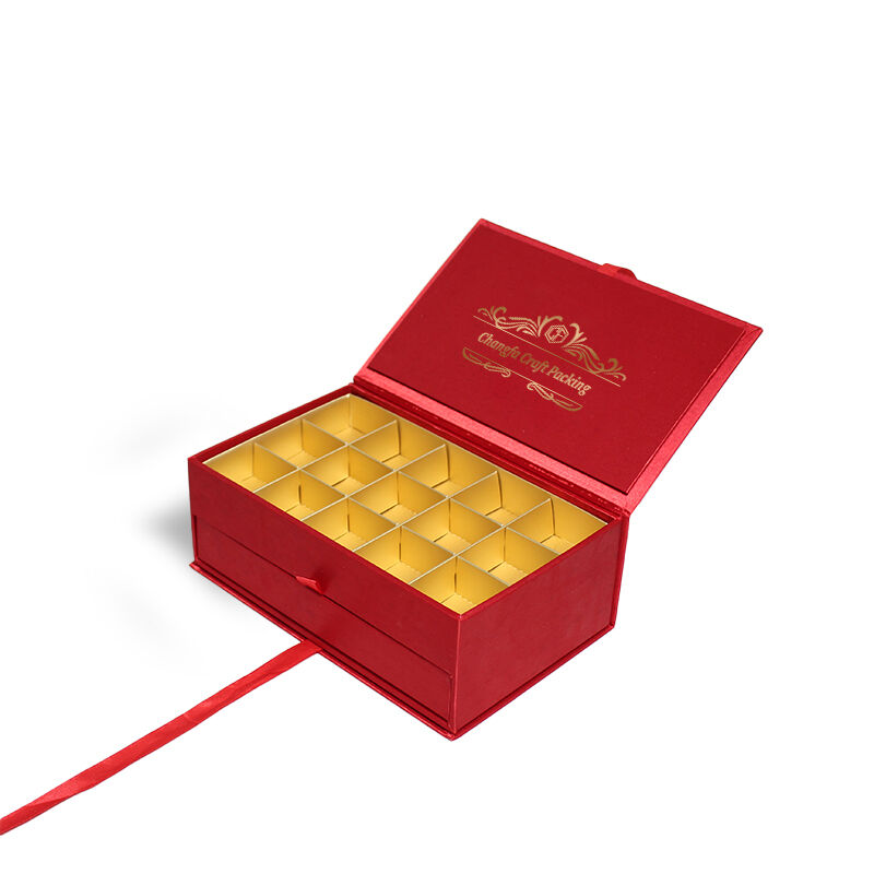 جعبه کشویی شکلات به شکل صدف caffenol با زِبان طلایی فویل و نوار