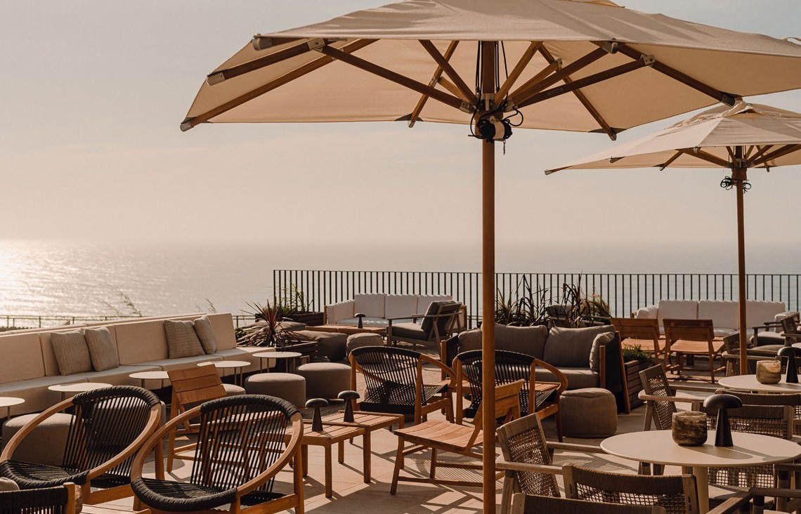 How to Protect Hotel Outdoor Furniture from Weather?