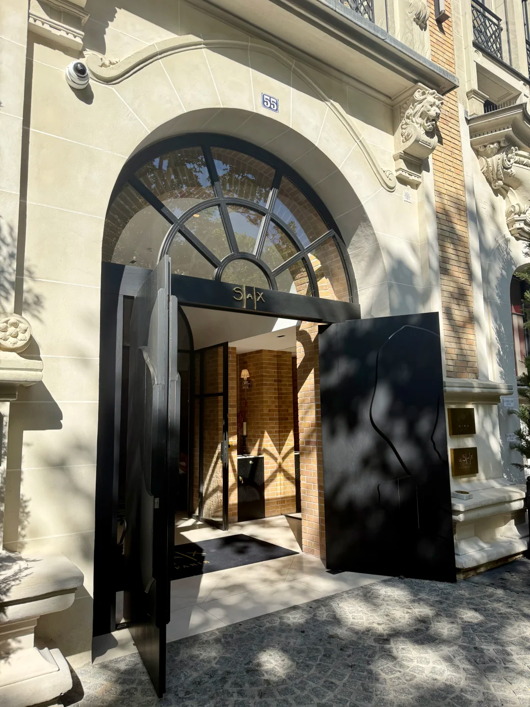 Sax Paris, LXR Hotels & Resorts