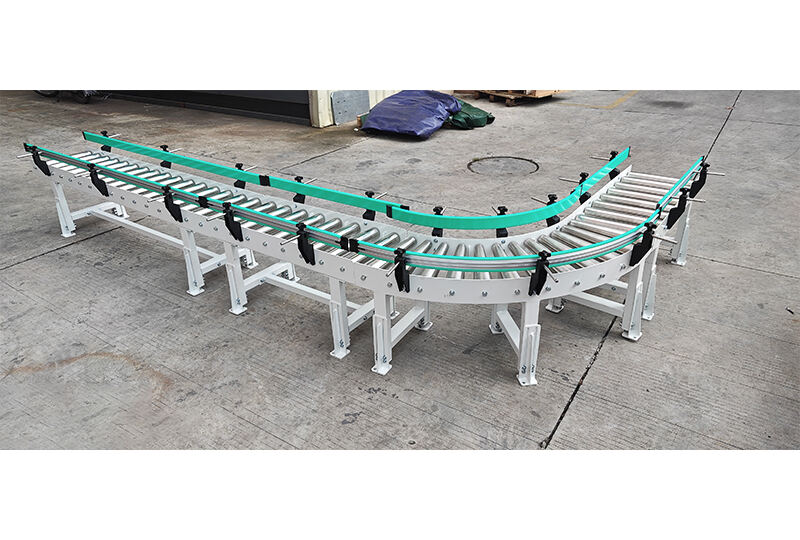 Customized gravity roller conveyor with baffle: prevents material from slipping!