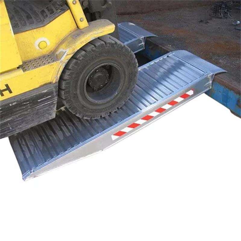 Heavy Duty Aluminium Shipping Container Loading Ramp for Pallet Trucks and Forklifts 