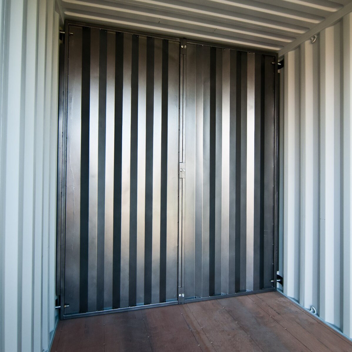 Heavy Duty No Welding Shipping Container Internal Partition Wall Removable Steel Container Divider Wall for Self-Storage Solution