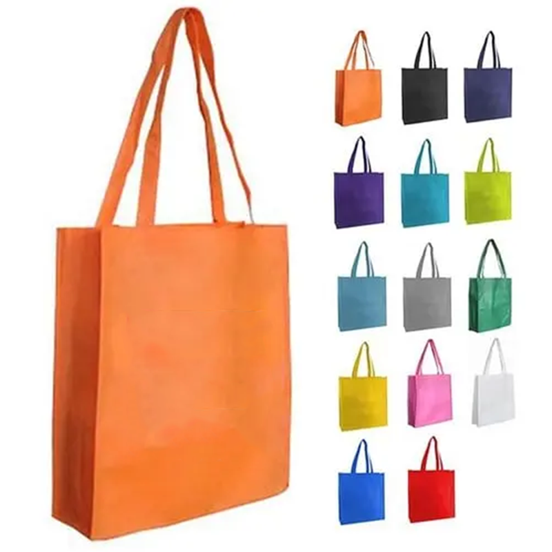 How to Customize Shopping Bags to Match Brand Identity?