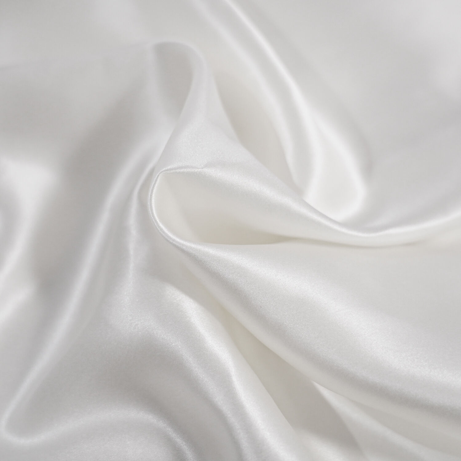 What Are the Benefits of Using Silk Satin Fabric in Fashion Design?