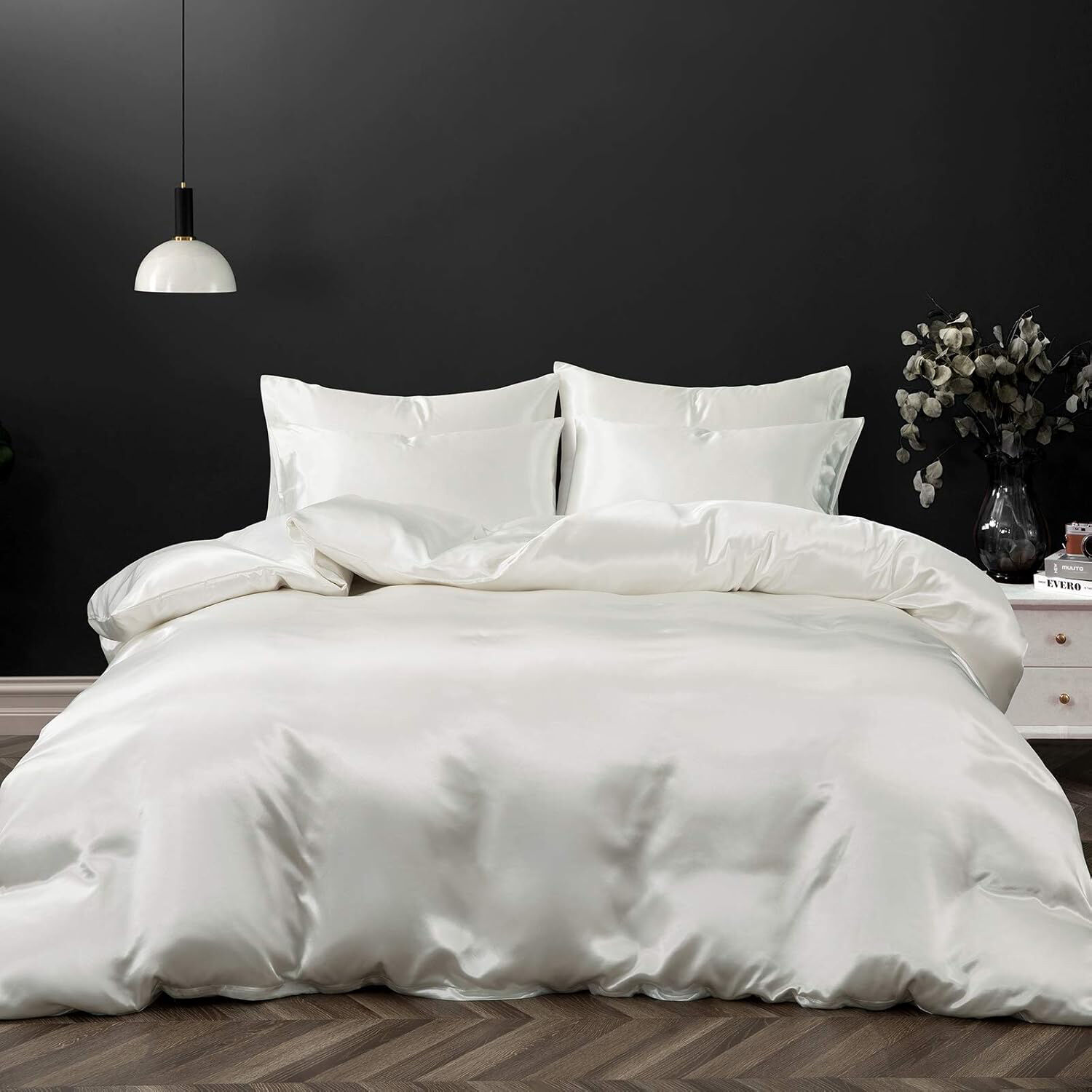 How to Choose the Perfect Satin Silk Bedding Set for Your Home