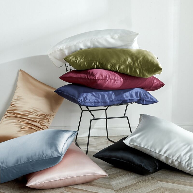 What Makes Silk Pillowcases the Best Choice for Luxury Bedding?