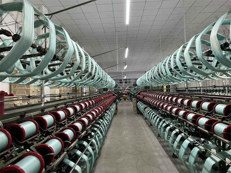 عملية لف الحرير