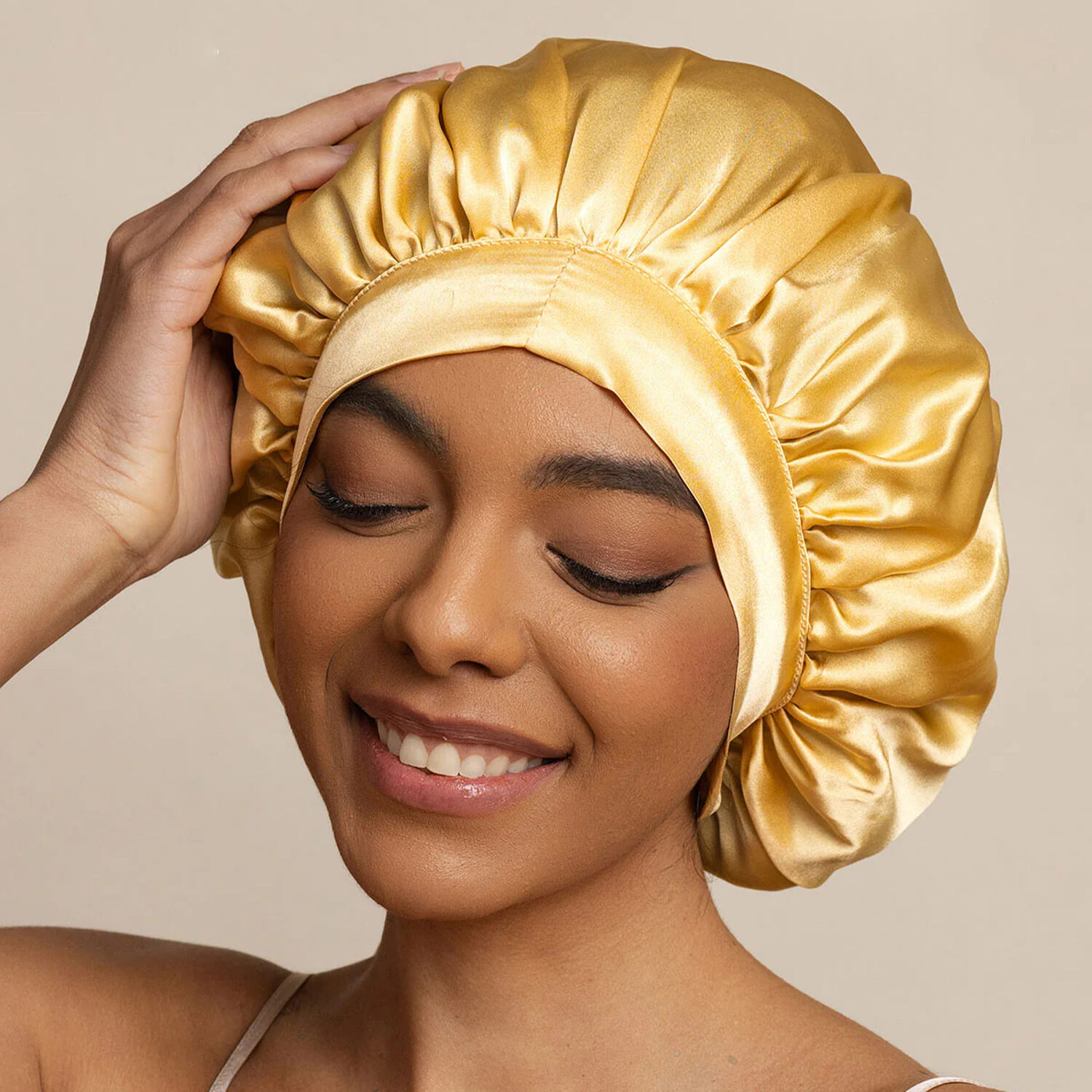 How Real Silk Bonnets Can Enhance Natural Hair Moisture Retention