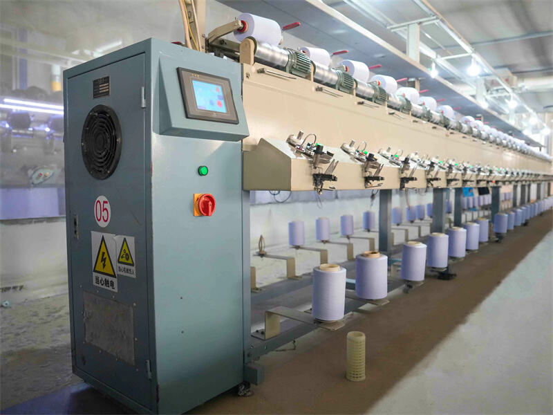 Víjení polotovaru obarveného hedvábí