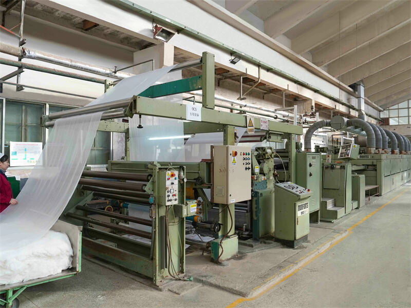 Leveyssuuntainen huumahilepä