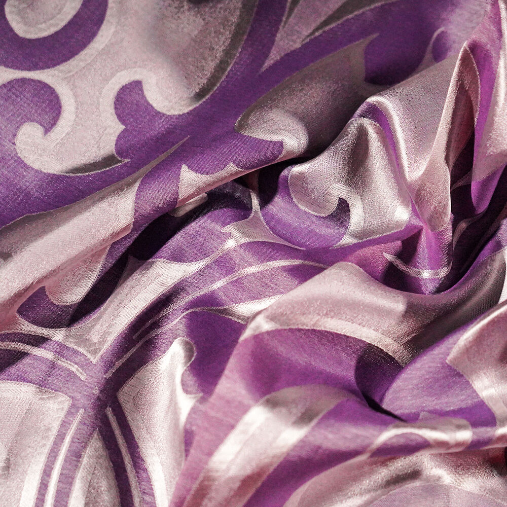 What Are the Trending Colors and Patterns in Satin Silk for 2023?