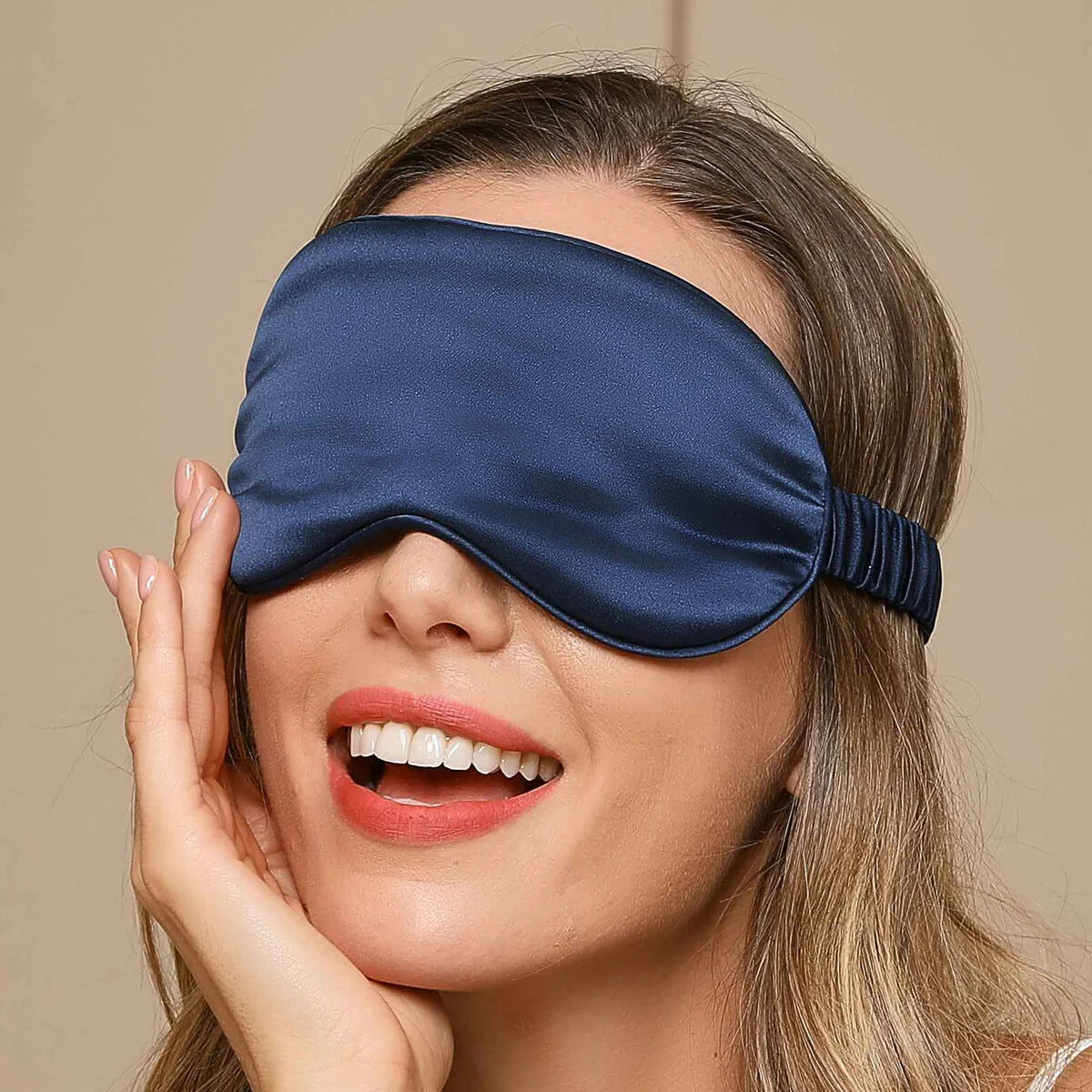 How Pure Silk Sleep Masks Enhance Your Beauty Sleep Experience?