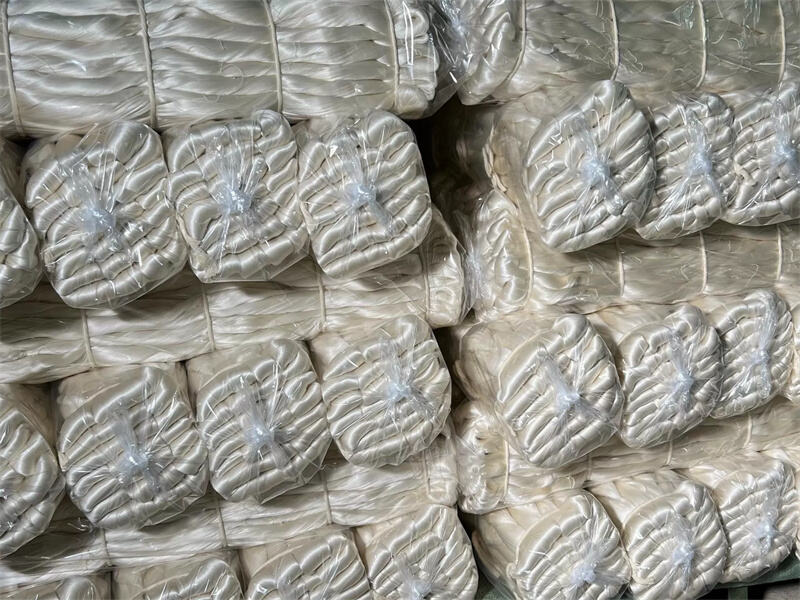 Afgeronde moerbeizijde