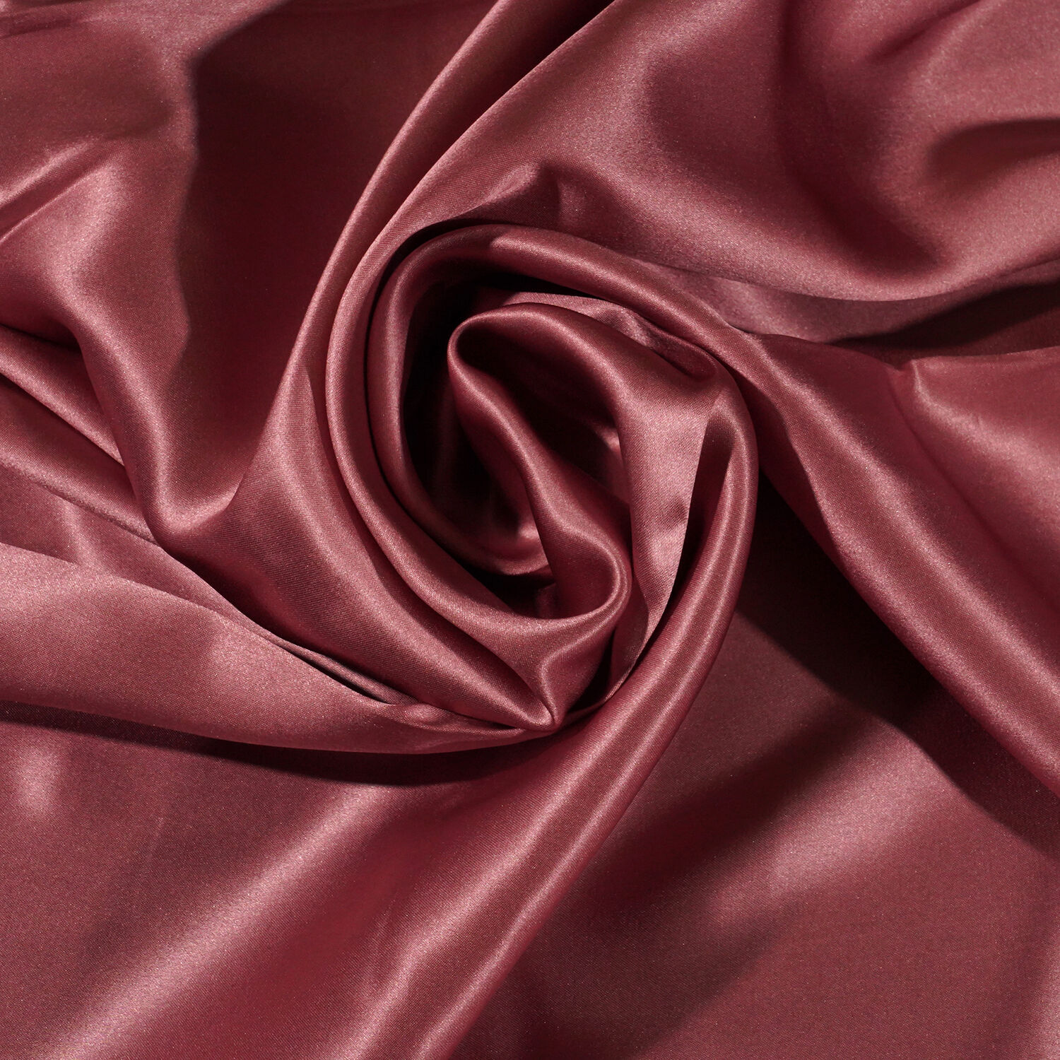 What Are the Benefits of Using Silk Fabric in Apparel and Home Decor?