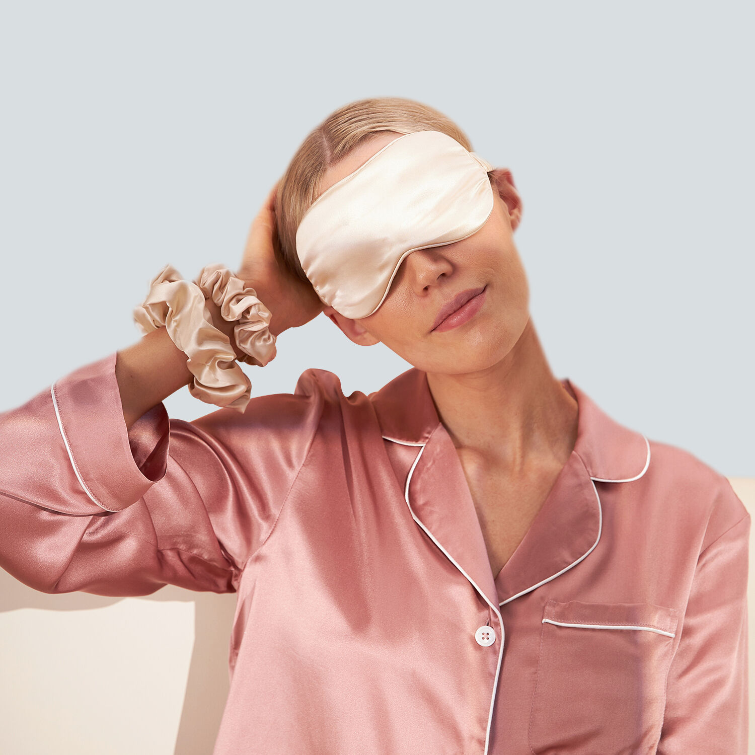 How Mulberry Silk Sleep Masks Enhance Your Beauty Sleep Experience?