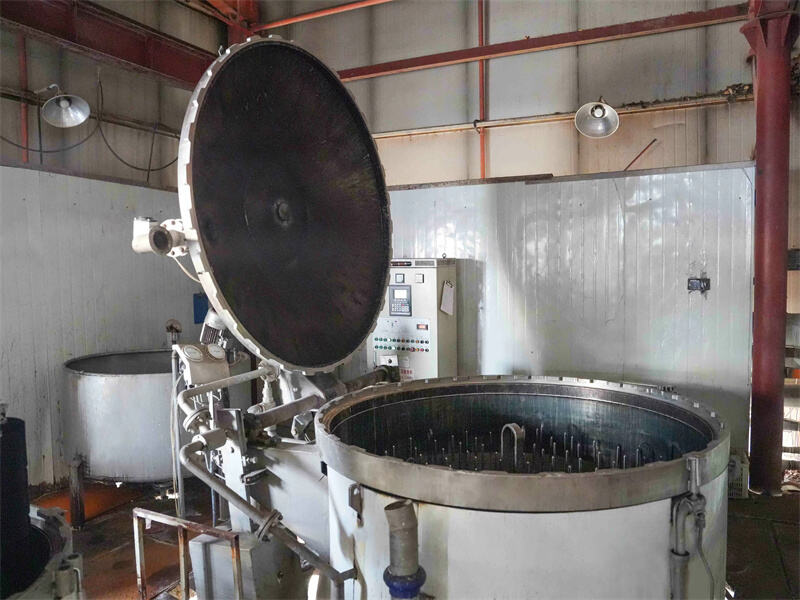 Svislá kádě pro barvení syrů