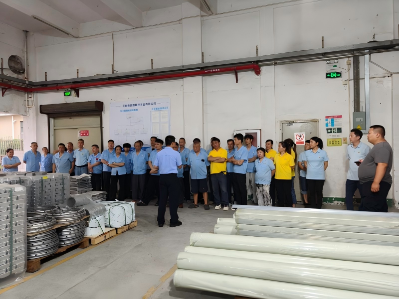 Police-Enterprise Joint Anti-Fraud Training Held at Runpeng Precision Hardware to Safeguard All Workers’ Property