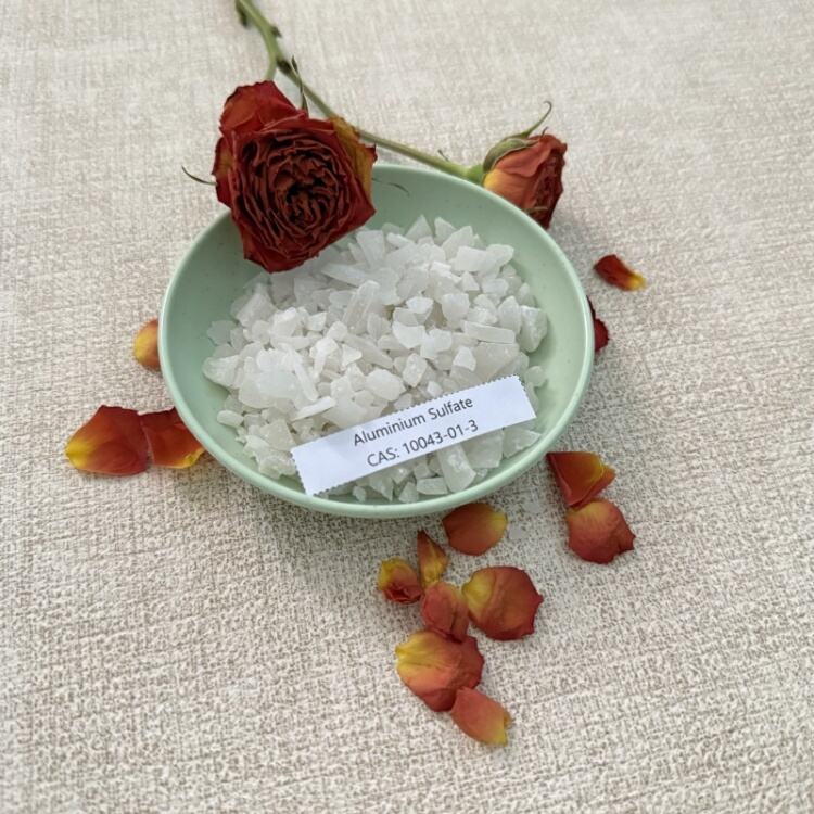 Soo Jeedinta Gaaban 17% Hufan Dareenka Aluumaanays Sulfaat Al2(SO4)3 50 kg Sareyn Nidaamka Biyaha