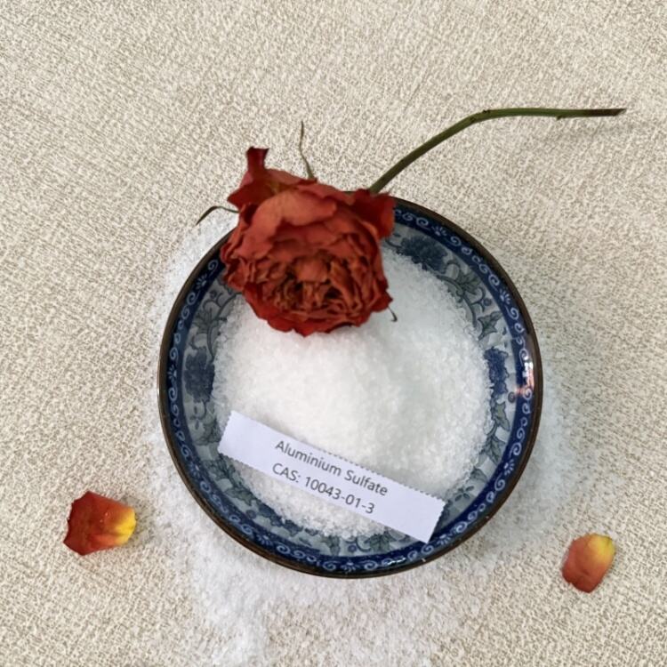 Endüstriyel Sınıf 25 kg PE Torba Düşük Demirli Alüminyum Sülfat Flakes %16 Al₂O₃ Su Arıtma