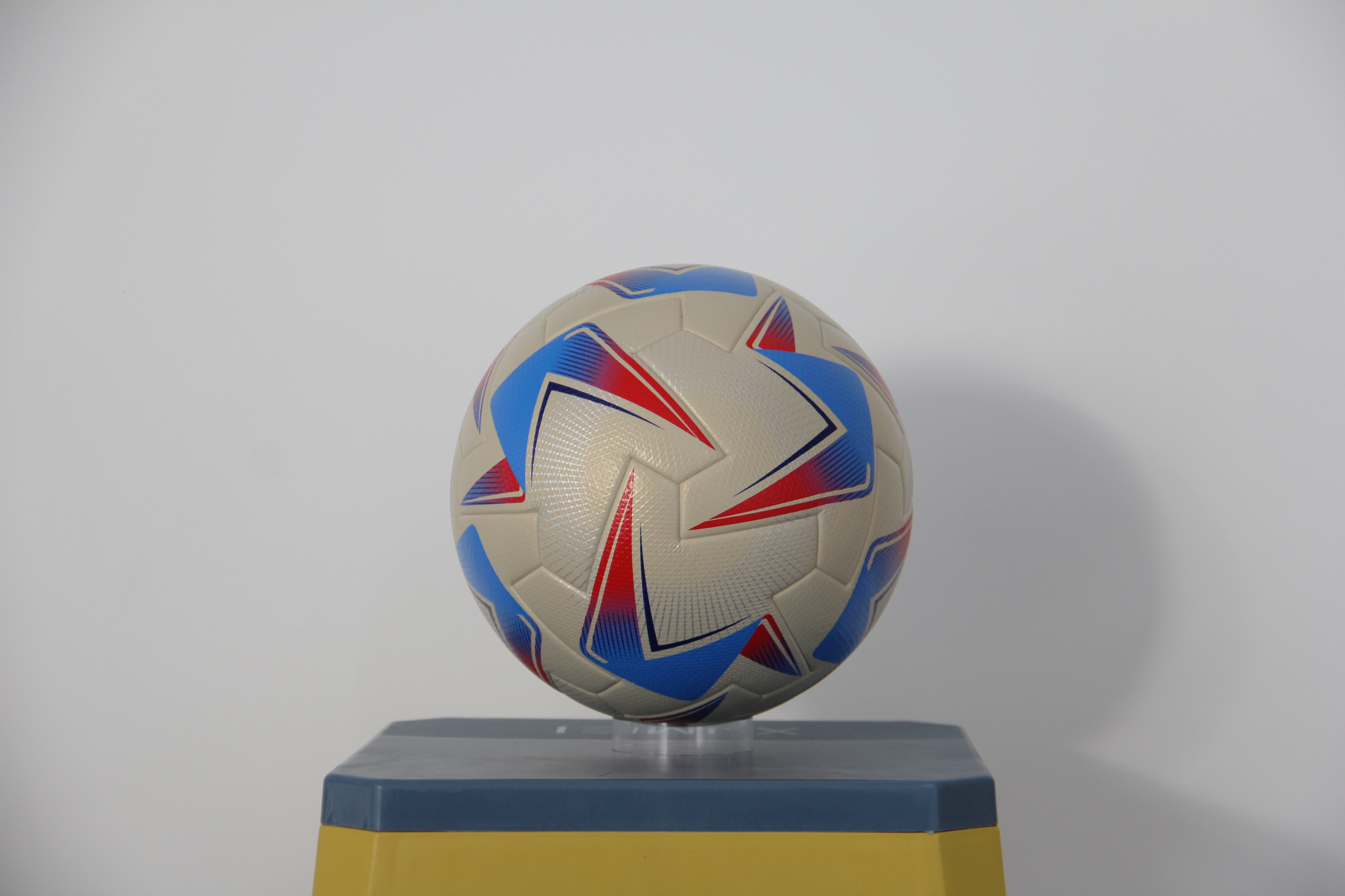 Optimal Size and Weight Distribution for Technical Play