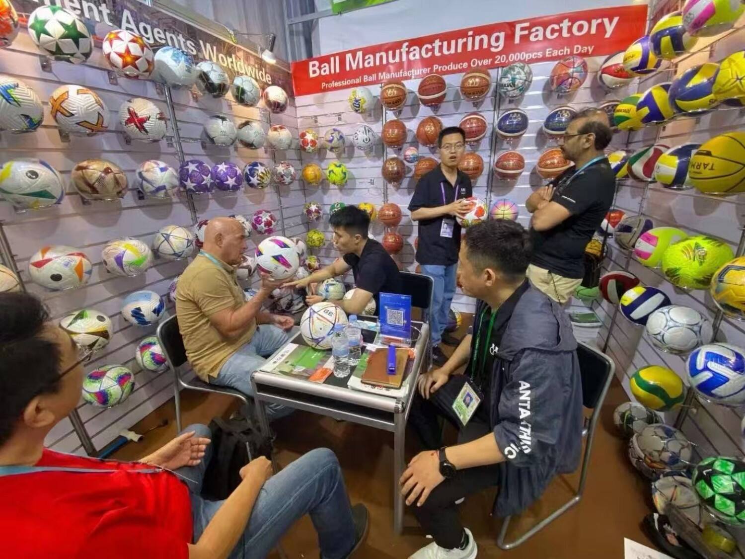 Sports Ball Manufacturer to Exhibit at the 139th China Import and Export Fair (Canton Fair) (5).jpg