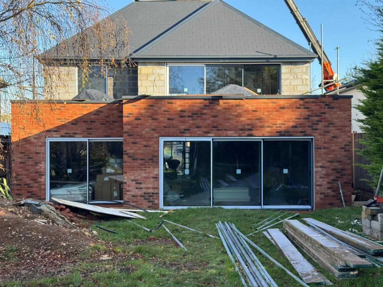 Modern U.S. Home Design: How Glass Windows & Doors Elevate Indoor-Outdoor Flow