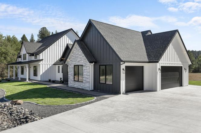 미국 주거용 문 및 창문의 계절별 관리 및 유지보수: 여름 및 겨울 팁