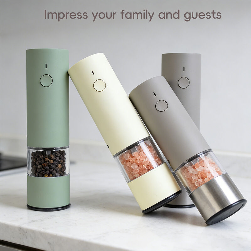 What Are the Benefits of Using a Refillable Peppercorn Grinder in Cooking?