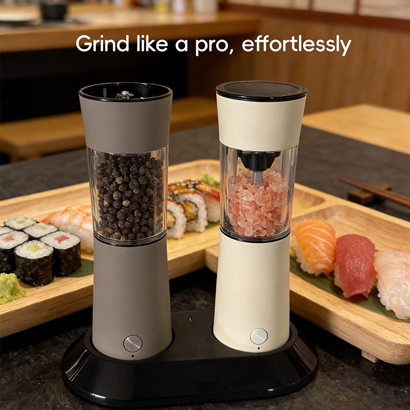 Người dùng thường gặp những vấn đề phổ biến nào với máy xay muối và tiêu điện tử?