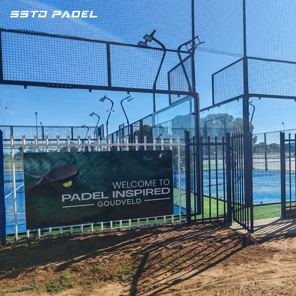 Трговац на рубљи Панорамски паделл корт Унутарни паделл тениски корт 001-3