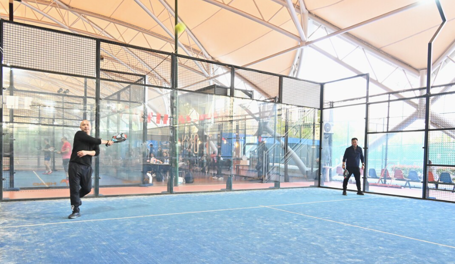 Mga Pagkakaiba sa Padel Pingpong at Tradisyonal na Mesang Tenis