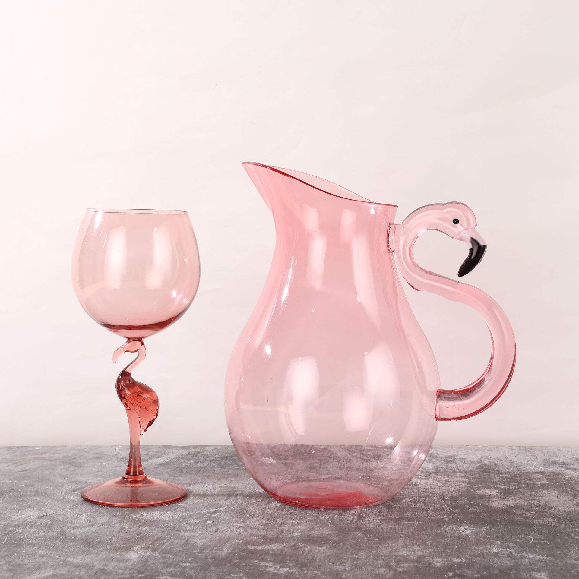 Pink Flamingo-Shaped Acrylic Glass Plastic Stem Wine Glass with Flamingo Stem