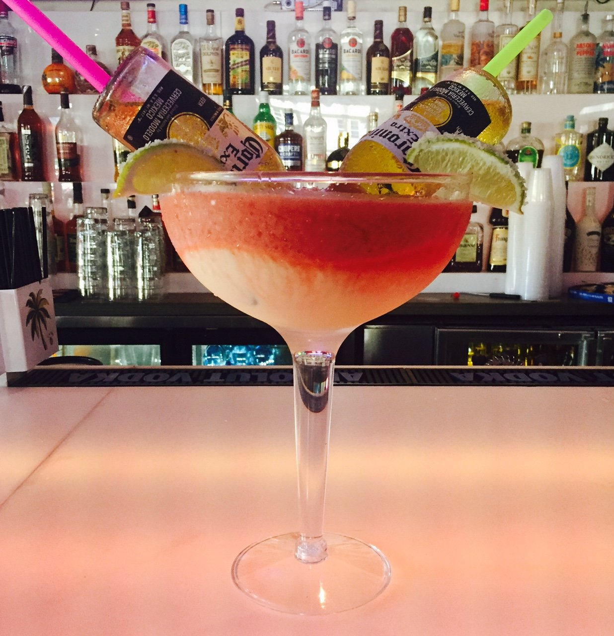 Elegant Cocktail Glasses for Mixology Masterpieces