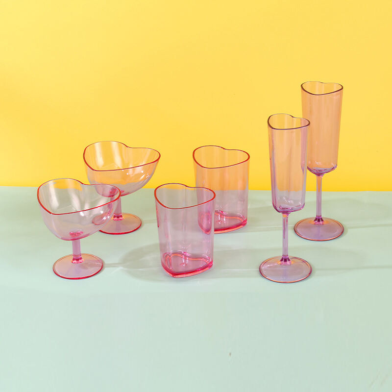 Acrylic Valentines Pink Champagne Flute Plastic Heart Shape Wine Glasses for Wedding