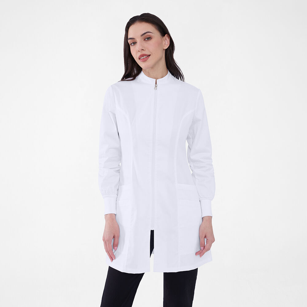 Where to Find the Best Deals on Customized Lab Coats for Your Practice