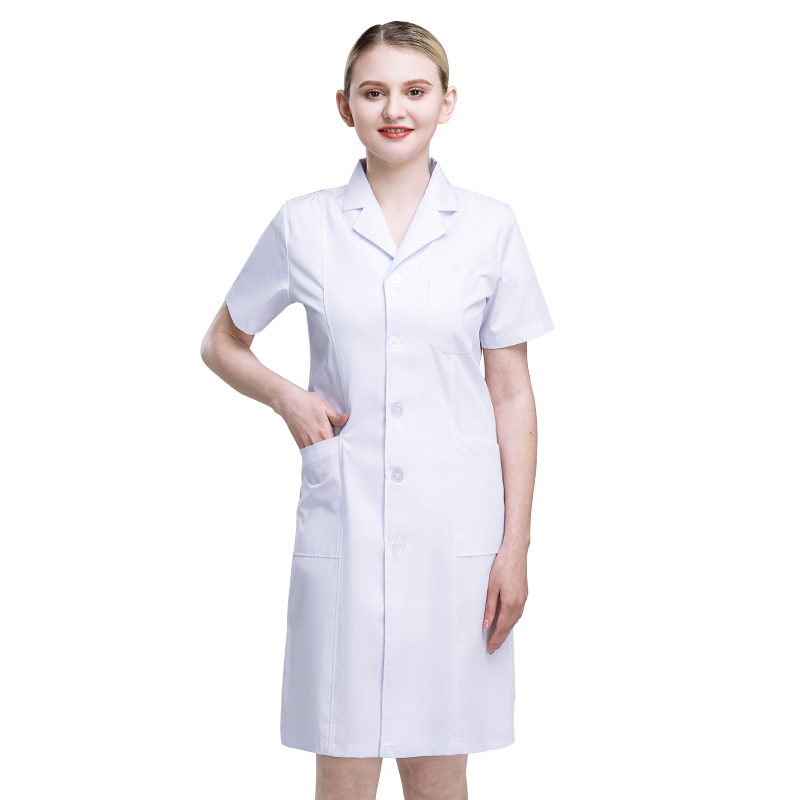 How to Choose the Best Female Lab Coat for Your Needs