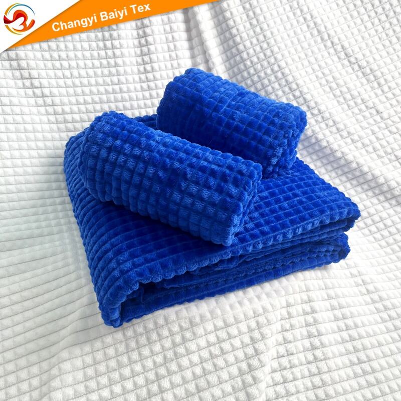 Jasnoniebieski koc z wzorem wafelkowym, miękki flanelowy koc hurtowy, zestaw 3-sztukowy: koc, prześcieradło i poszewki