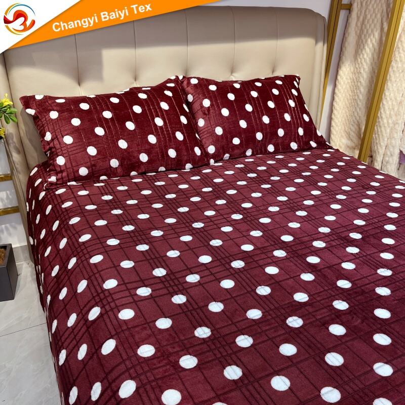 Hitem sprzedaży elegancki i trwały koc w paski szkockie z pościelą