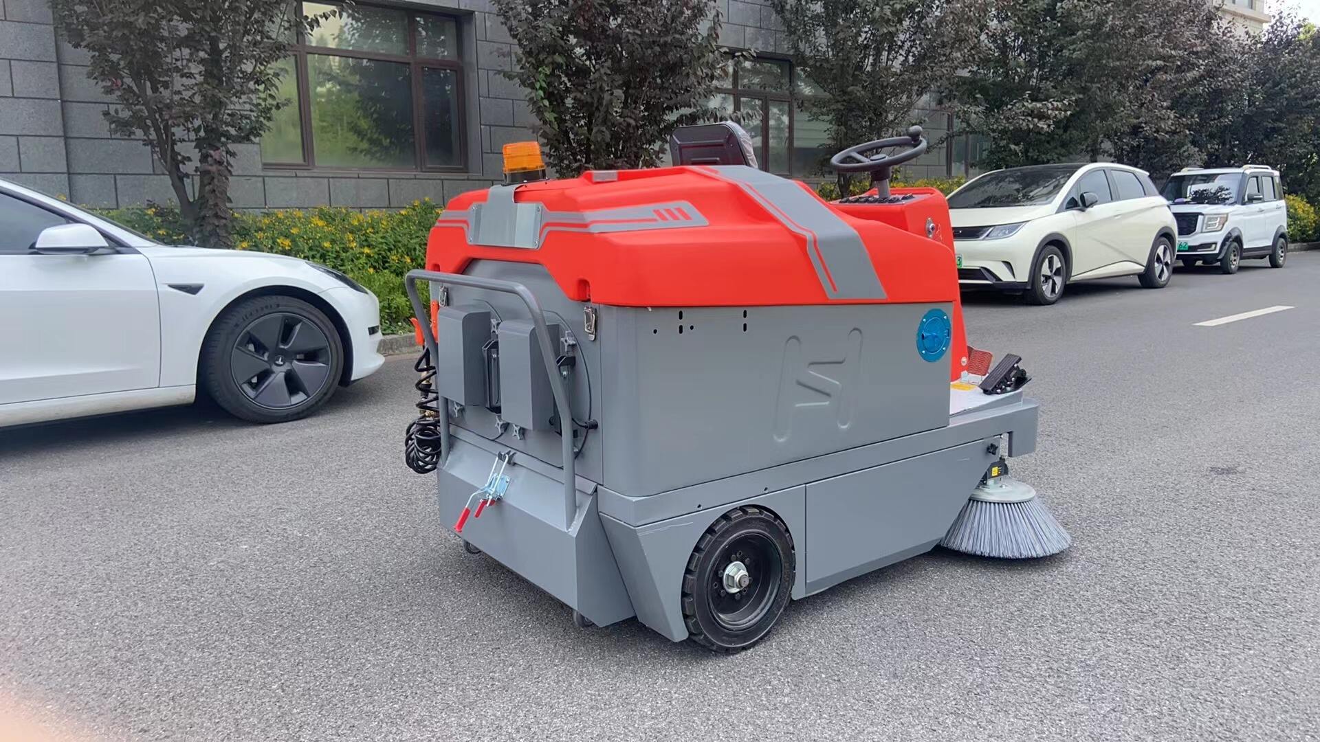 Innkorporerer annen moderne rensers brillans