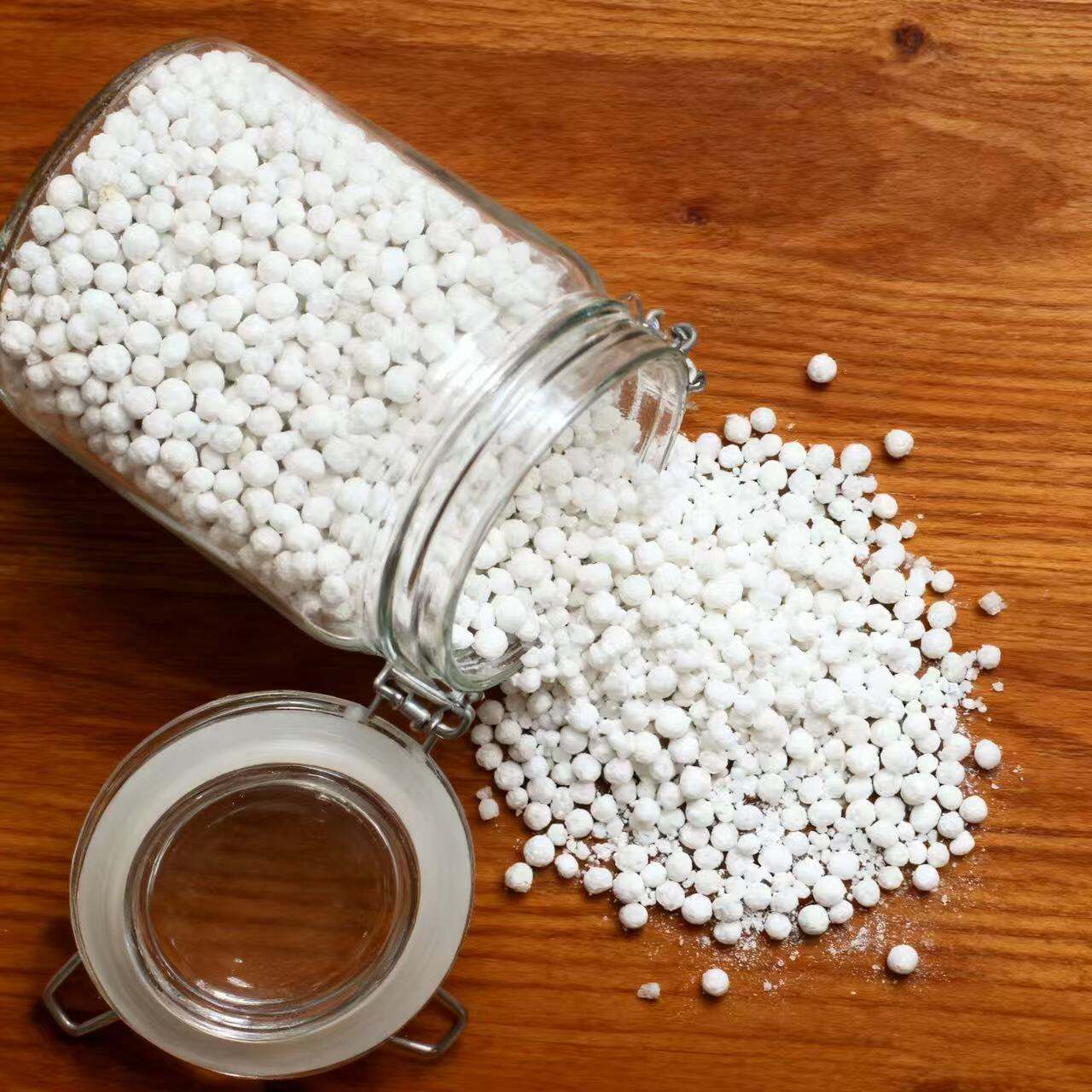 Maqnezium-Ammonium Fosfat Heksahidrat Gübrəsi – Məhsuldarlığınızı Artırın