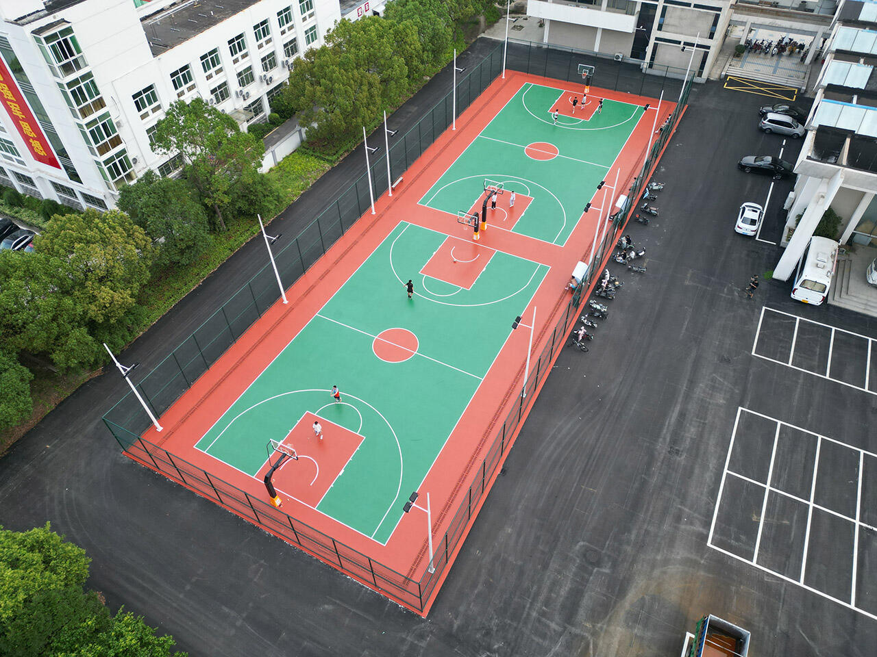 Basketball court (1).jpg