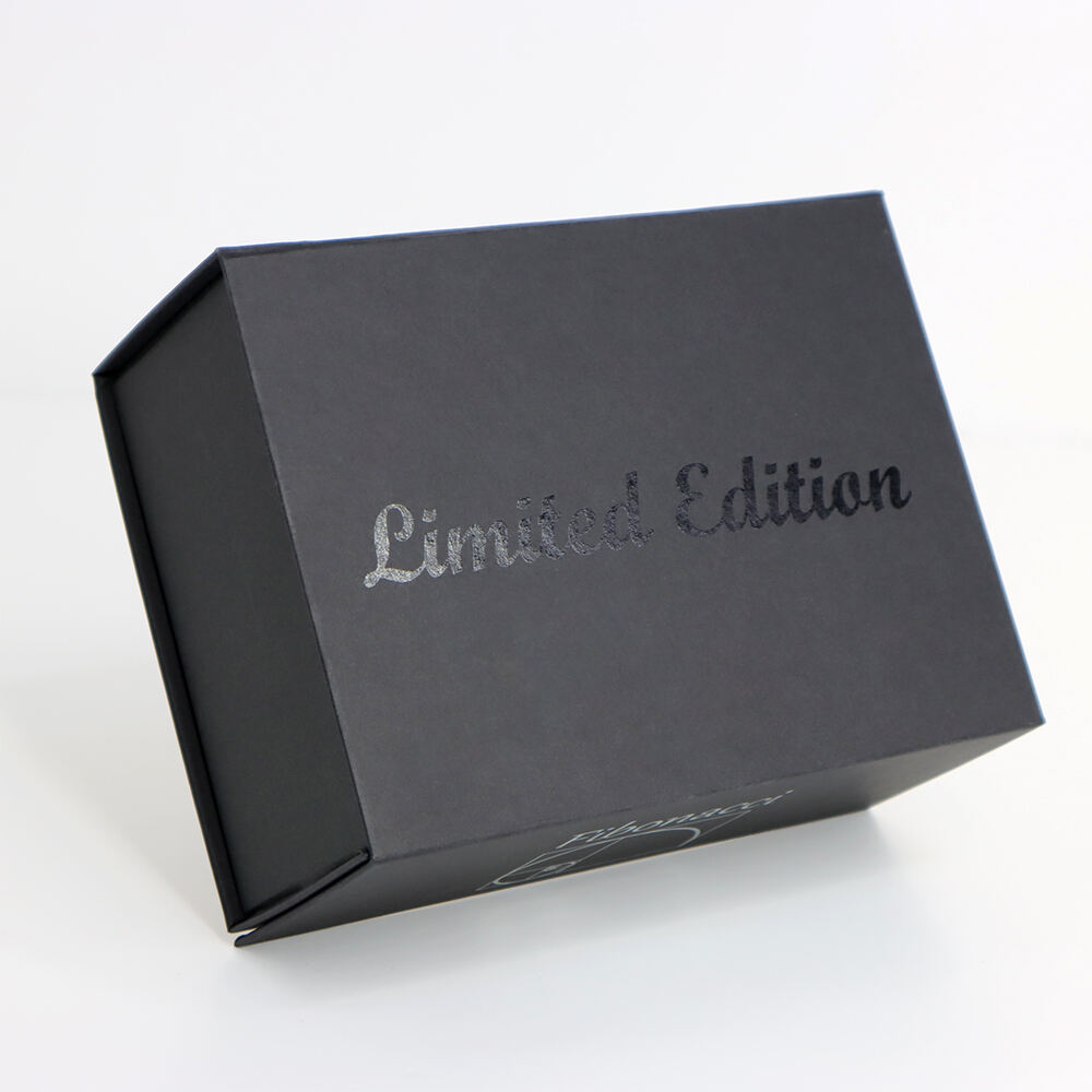 Custom Logo Luxury Black Rigid Cardboard Packaging Magnetic Folding Gift Box