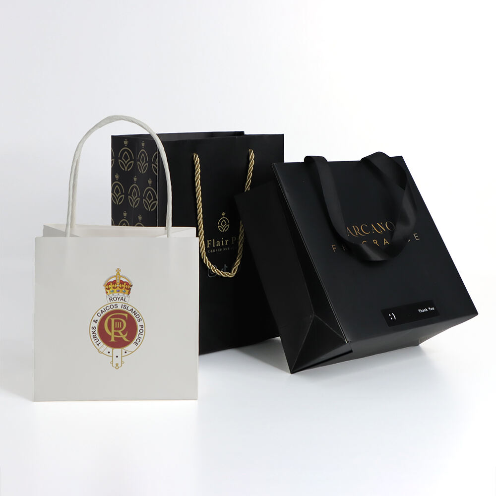 Custom Branded Logo Luxury Texture Paper Gift Shopping Bag Paper Bag With Handle