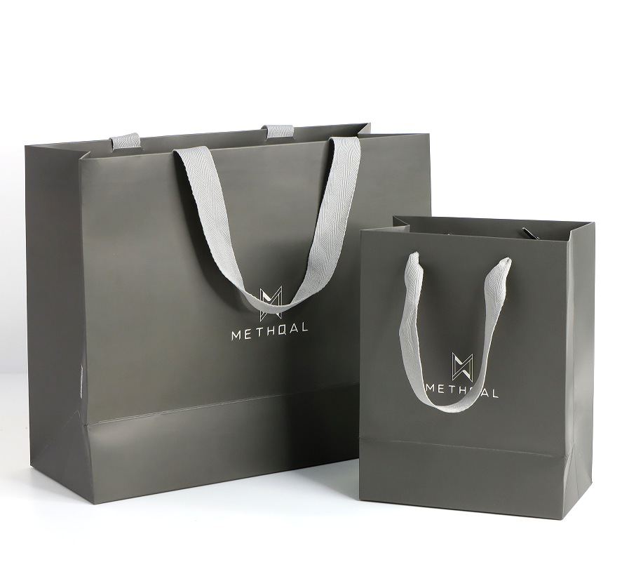How Can Custom Paper Bags Elevate Your Retail Branding?
