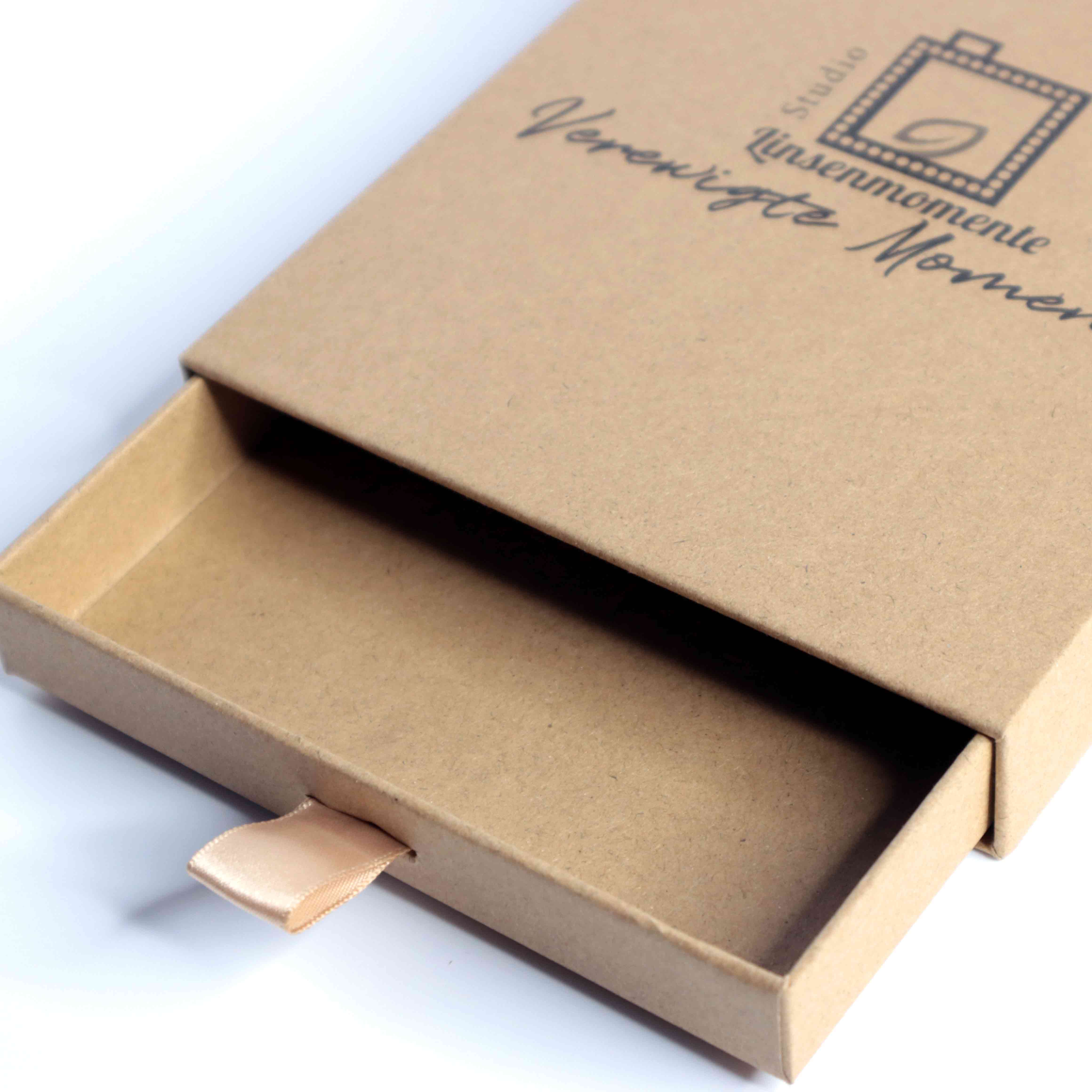 Custom Luxury Gift Box Hard Cardboard Rigid Silver Foil Recycled Kraft Paper for Packaging Displaying Your Items