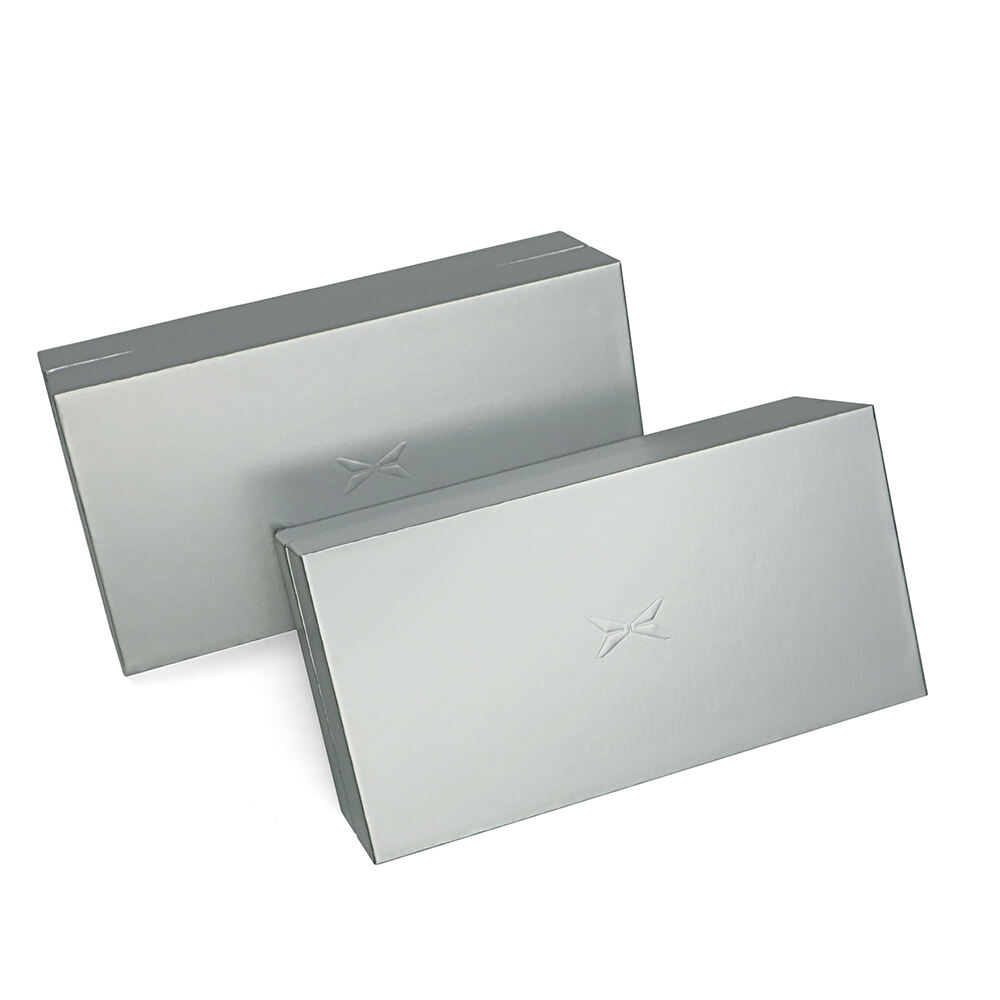 Custom Hard Cardboard Luxury Removable Lid and Base Packaging Gift Box with neck 