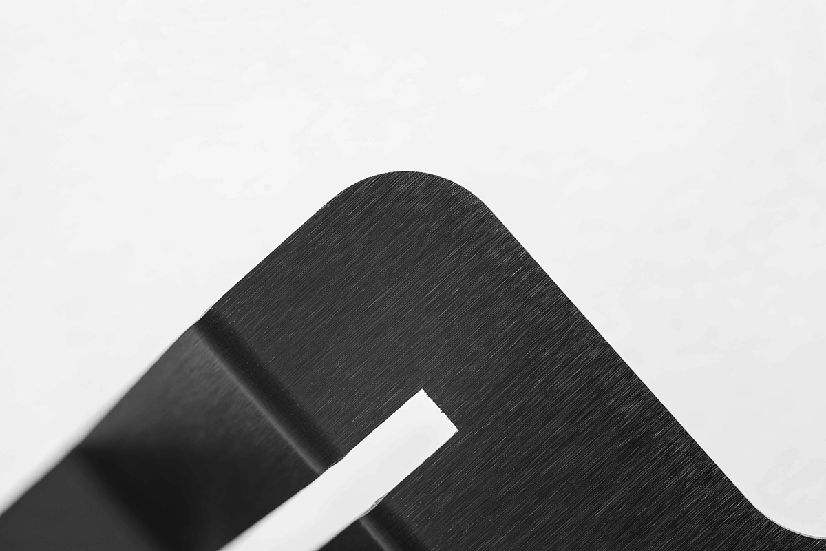 拉丝+阳极氧化 Brused + Anodized type II.png