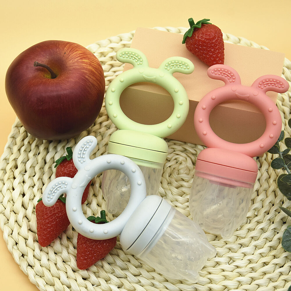 Baby Feeder: Convenient for Feeding