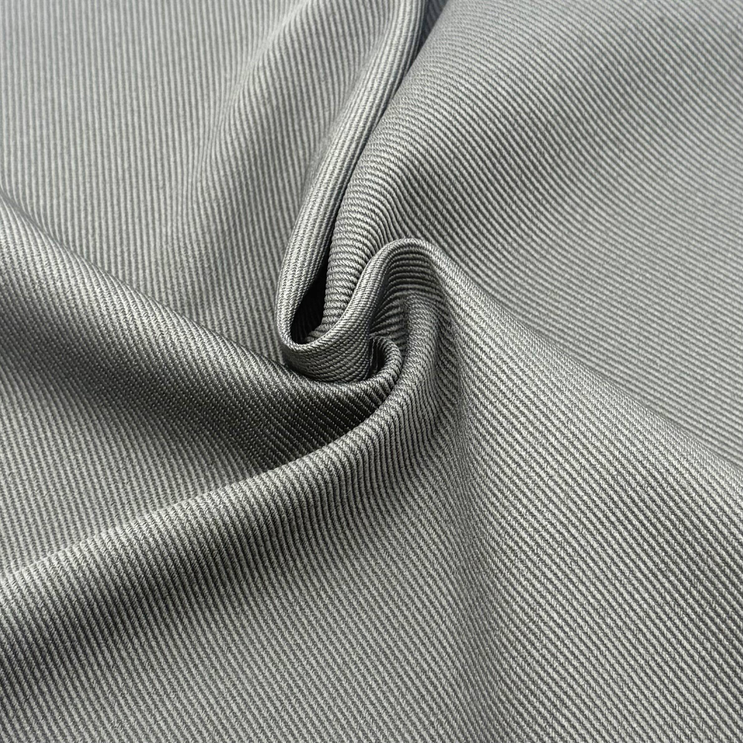 Come valutare la qualità dei tessuti in poliestere-Lycra-spandex prima di acquistarli all'ingrosso