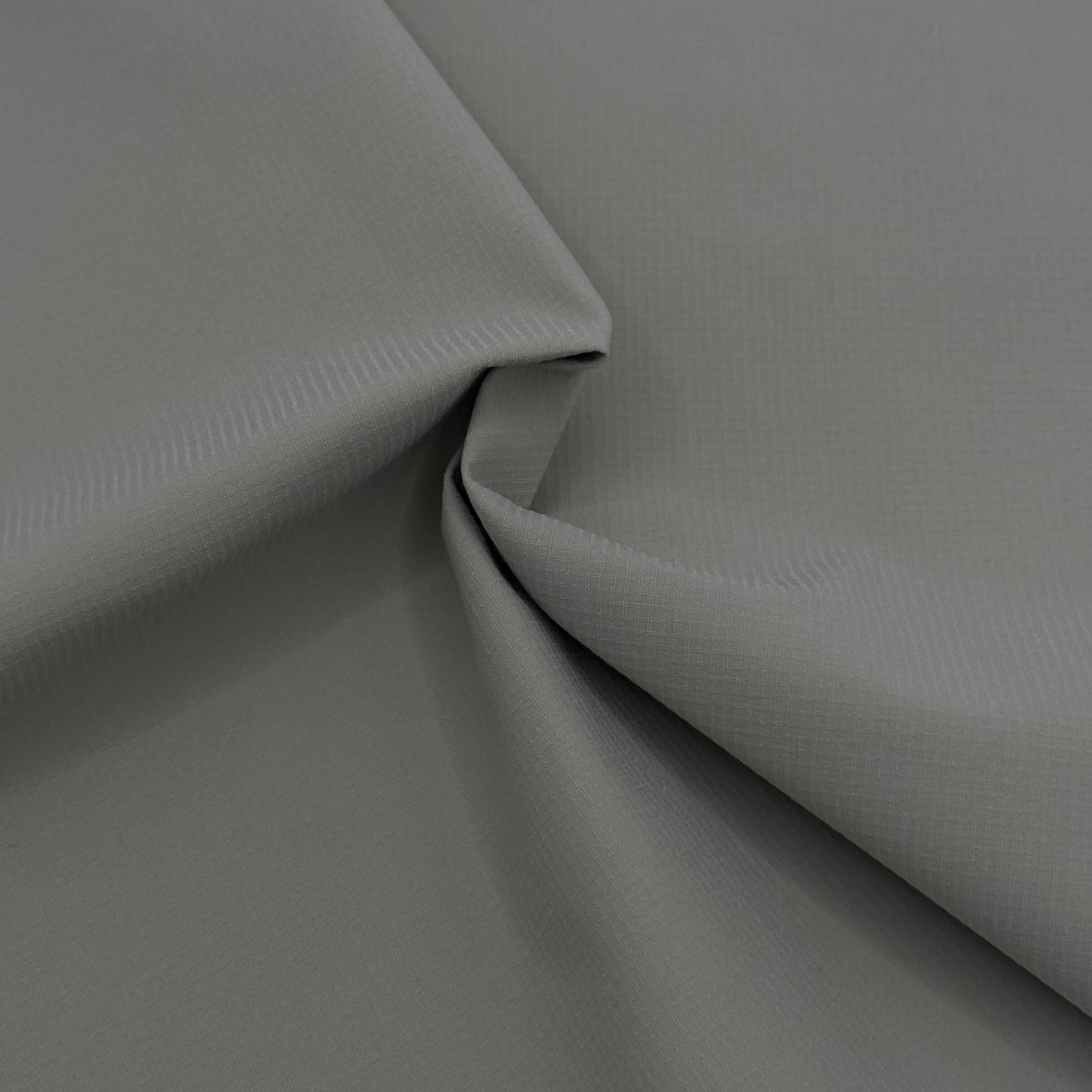 What Makes Poly Fabric the Preferred Choice for Fashion and Home Textiles?